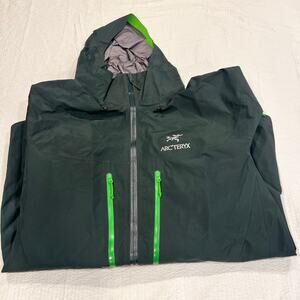 Arcteryx alpha sv dark green men jacket XXL gore Tex pro